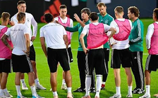 Đức kinh nghiệm và trẻ trung sẵn sàng đại chiến Hà Lan