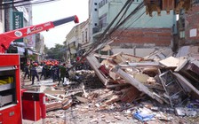 Đào móng xây dựng làm sập nhà giữa phố, một người chết
