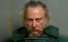 Cô gái Hồi giáo quyết kiện bệnh viện vì tự dưng bị đánh