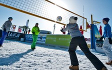 Bóng chuyền tuyết xuất hiện tại thế vận hội mùa đông