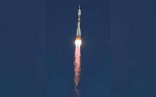 Tên lửa đẩy gặp sự cố, 2 phi hành gia may mắn thoát chết