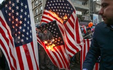 Iran 'không cần xin phép ai' để phát triển tên lửa