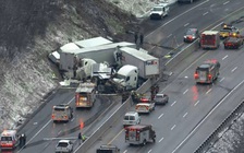 Đâm xe 'dây chuyền' trên cao tốc Mỹ làm 5 người thiệt mạng