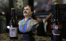 Trùm ma túy khét tiếng vào tù, con gái không bỏ lỡ dịp tiếp thị bia mới