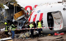 Máy bay trượt khỏi đường băng, gãy làm 3 đoạn, 3 người thiệt mạng ở Istanbul