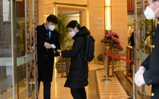 Người dân Trung Quốc lục tục quay lại làm việc giữa đợt bùng phát virus corona