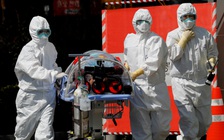 Toàn thế giới có hơn 98.000 người nhiễm Covid-19, Anh xác nhận trường hợp tử vong đầu tiên