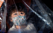 Số ca nhiễm Covid-19 toàn thế giới cán mốc 100.000, Việt Nam có ca thứ 17 dương tính