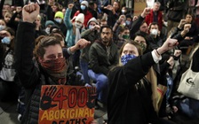 Chuyên gia, quan chức Mỹ lo biểu tình rầm rộ có thể làm Covid-19 lây lan