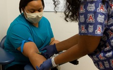 Đại dịch Covid-19: vợ con tổng thống Brazil âm tính, WHO sẽ theo dõi bệnh 'viêm phổi lạ' ở Kazakhstan