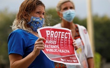 Thống đốc tiểu bang Mỹ đầu tiên dương tính với virus gây bệnh Covid-19