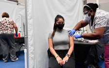 Khảo sát người Mỹ: Chưa tiêm vắc xin Covid-19 thì đừng đi máy bay!