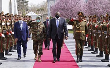 Bất ngờ đến Afghanistan, bộ trưởng quốc phòng Mỹ có mục đích gì?