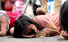 Rộ tin 82 người chống đối thiệt mạng khi an ninh Myanmar dùng súng phóng lựu trấn áp