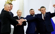 Nga sáp nhập 4 vùng Ukraine, Tổng thống Zelensky nói chỉ đàm phán nếu không còn Tổng thống Putin