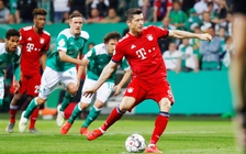 Lewandowski ghi bàn thắng làm 'nổi điên' đội chủ nhà, đưa Bayern Munich vào chung kết cúp quốc gia