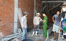 Kéo sắt, thợ xây bị phóng điện ngã từ tầng 2 xuống đất