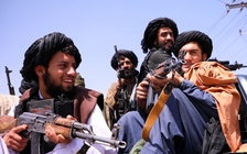 Lên nắm chính quyền, Taliban phải vừa chống hạn hán, thất nghiệp, vừa chống quân kháng chiến