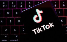 TikTok nỗ lực thay đổi, Lầu Năm Góc, FBI, CIA vẫn lo ngại về theo dõi người dùng, dữ liệu cá nhân