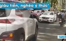 Lái xe Mercedes chạy ngược chiều bị chỉ trích ‘giàu tiền, nghèo ý thức’