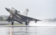 Chiến đấu cơ Đài Loan luyện bài cất cánh khẩn cấp
