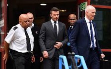 David Beckham bị cấm lái xe 6 tháng chỉ vì điện thoại