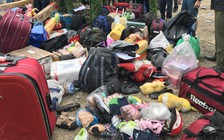 Lật xe khách chở công nhân, 2 người chết, 11 người bị thương