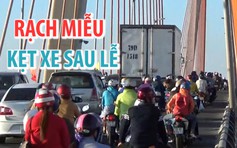 Giao thông hỗn loạn, ùn tắc 5 km gần cầu Rạch Miễu sau nghỉ lễ