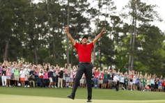 Tiger Woods luôn thắng nhờ… mặc áo đỏ ở ngày cuối giải?