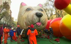 Kỳ thú bong bóng khổng lồ tại diễu hành mừng lễ Tạ ơn New York