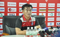 Hà Nội FC 3-2 Than Quảng Ninh: 'Xem trận đấu sẽ biết ngay trọng tài đúng hay sai!'