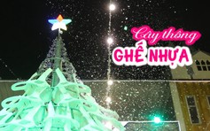 Cây thông noel làm từ ghế nhựa biết phun tuyết ở Sài Gòn