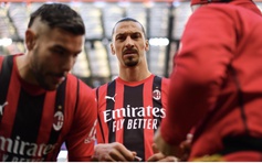Highlights Milan 1-3 Sassuolo: Đội trưởng bị thẻ đỏ, Ibrahimovic 'tịt ngòi'