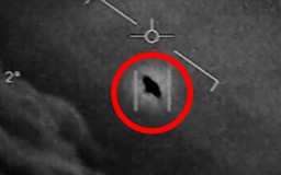 Tình báo Mỹ đã thu thập 9 UFO, có chiếc nguyên vẹn?