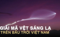 Vệt sáng lạ trên bầu trời bình minh tím ngắt ở biển Đà Nẵng, Gia Lai là gì?