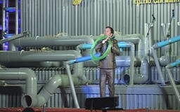 Quái kiệt biểu diễn trên sân khấu nhạc cụ kỷ lục châu Á