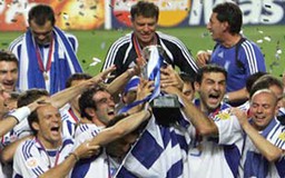 CK Euro 2004: Bồ Đào Nha vs Hy Lạp