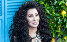 Ca sĩ Cher ra mắt đĩa đơn mới để ủng hộ ông Biden
