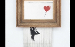 Bị cắt vụn một nửa, tranh Banksy vẫn bán được gần 1,4 triệu USD