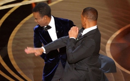 Will Smith thú nhận sau cú tát Chris Rock tại Oscar: 'Tôi thua rồi'