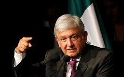 Bị tổng thống tố tham nhũng, Tòa tối cao Mexico giảm lương thẩm phán