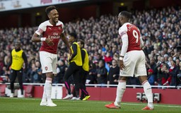 Ngoại hạng Anh: Lacazette và Aubameyang nâng bước Arsenal