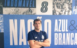 Iker Casillas gia hạn hợp đồng với Porto