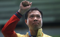 HCV Olympic Hoàng Xuân Vinh: Nhà vô địch từng phải 'gọt báng súng cho vừa tay'