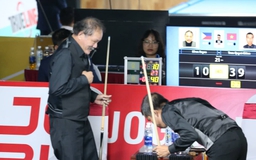 Huyền thoại billiards Efren Reyes bất ngờ trước hành động của Trần Quyết Chiến