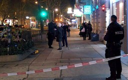 Tấn công bằng dao tại Vienna, 4 người bị thương nặng