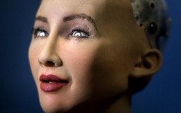 Robot từng đe dọa 'hủy diệt loài người' có đáng sợ không?
