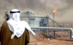 Houthi tấn công, Ả Rập Xê Út ngưng vận chuyển dầu thô qua Biển Đỏ