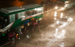Siêu bão cấp 5 Mangkhut đổ bộ vào Philippines
