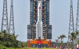 Tầng tên lửa Trung Quốc nặng 21 tấn có thể rơi xuống Trái Đất ngày 8.5